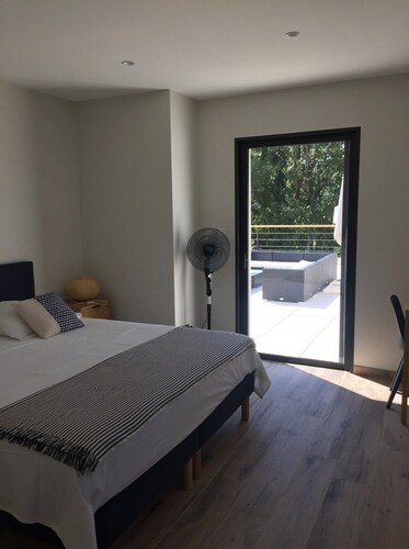 Gorgeous Mansion for 6 in Barjac