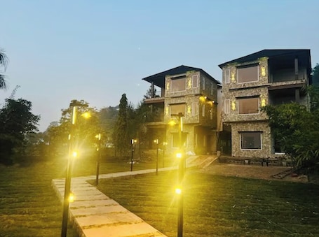 Exterior. Hotel Ramjay Corbet jungle Resort Rampur