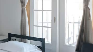 1 bedroom, in-room safe, iron/ironing board, WiFi