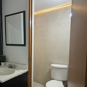 Bathroom - COZY ROOM IN PROVIDENCIA PUNTO SAO PAULO (Guadalajara)