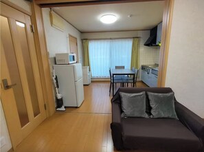 Comfort House, 2 Bedrooms | Living area | 40-inch LCD TV with digital channels - Lucky Higashi Mizue (Tokyo)
