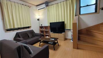 Comfort House, 2 Bedrooms | Living area
