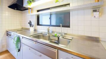 Rumah Comfort, 2 kamar tidur | Dapur pribadi