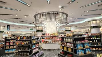 Shopping mall