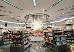Shopping centre - Tyms High Serviced Residence Shanghai Stadium Metro (Shanghai)