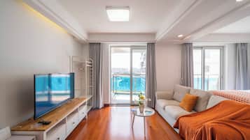 City View 1BR Serviced Residence - Comfortable Stay with Kitchen