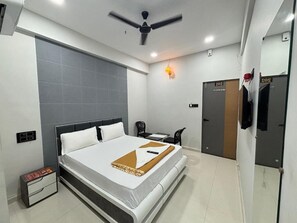 Double Room, Balcony, City View | Desk, free WiFi - Hotel Mojito (Vyara)