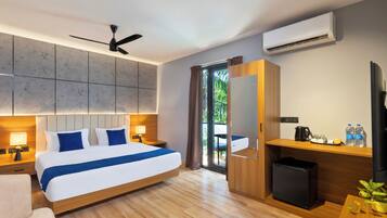 Premium Suite, Balcony, Garden View | In-room safe, desk, laptop workspace, free WiFi