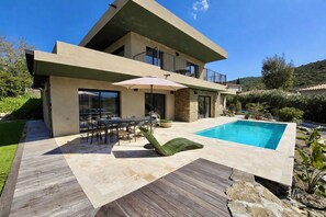 Pool - Villa Arès, new with private pool, 6 travellers (Saint-Florent)