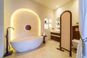 Towels - Orivista Romantic 2 Private Suites + Pools Villa (Mengwi)