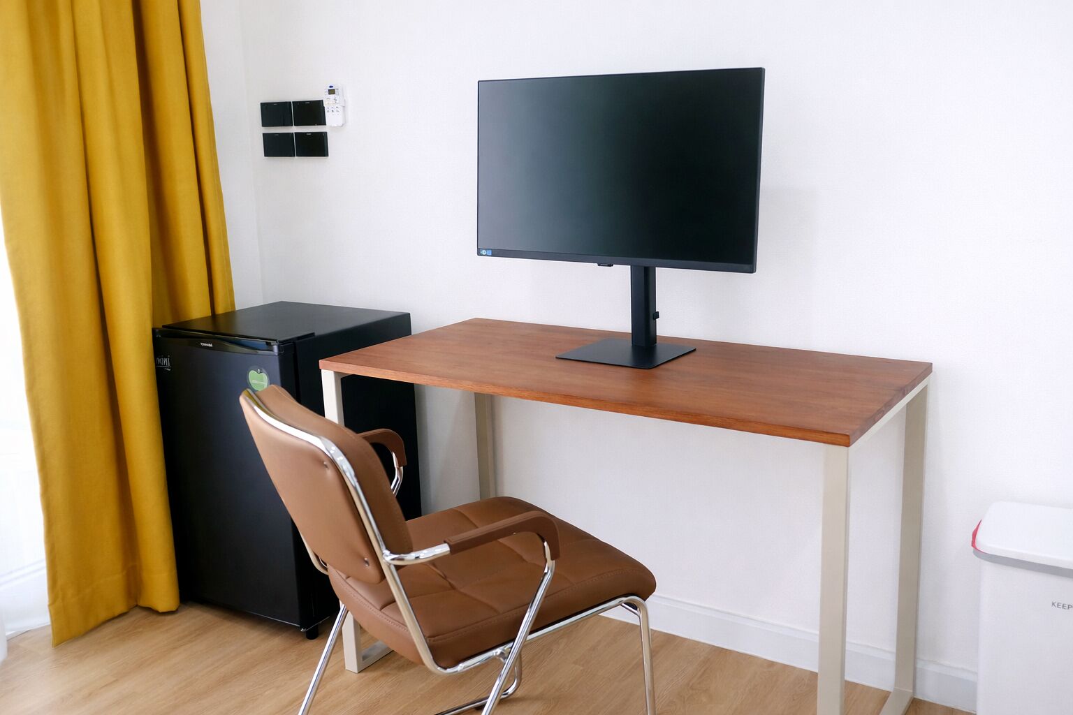 คอมฟอร์ทบังกะโล, เตียงคิงไซส์ 1 เตียง, ห้องน้ำส่วนตัว, วิวสวน