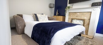 Comfortable 3-Bed House | Ideal for Contractors