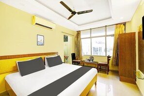Room - Hotel O Padmavathi Puram (Padmavathi Puram, Tirupati)