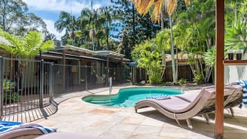 Panoramic House, Garden View | Pool
