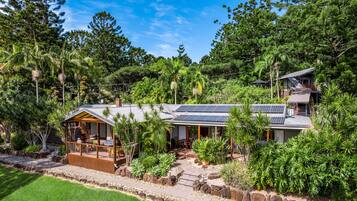 Panoramic House, Garden View | Exterior