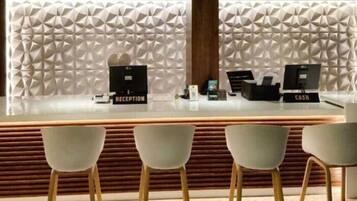 Bar (in der Unterkunft)