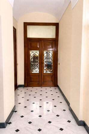 Interior - Luxury Apartment in Piazza Tasso (Sorrento)