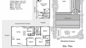 Un plan d’aménagement comprenant un court de tennis, une maison d’hôtes, une terrasse pavée couverte et un abri pour voiture.