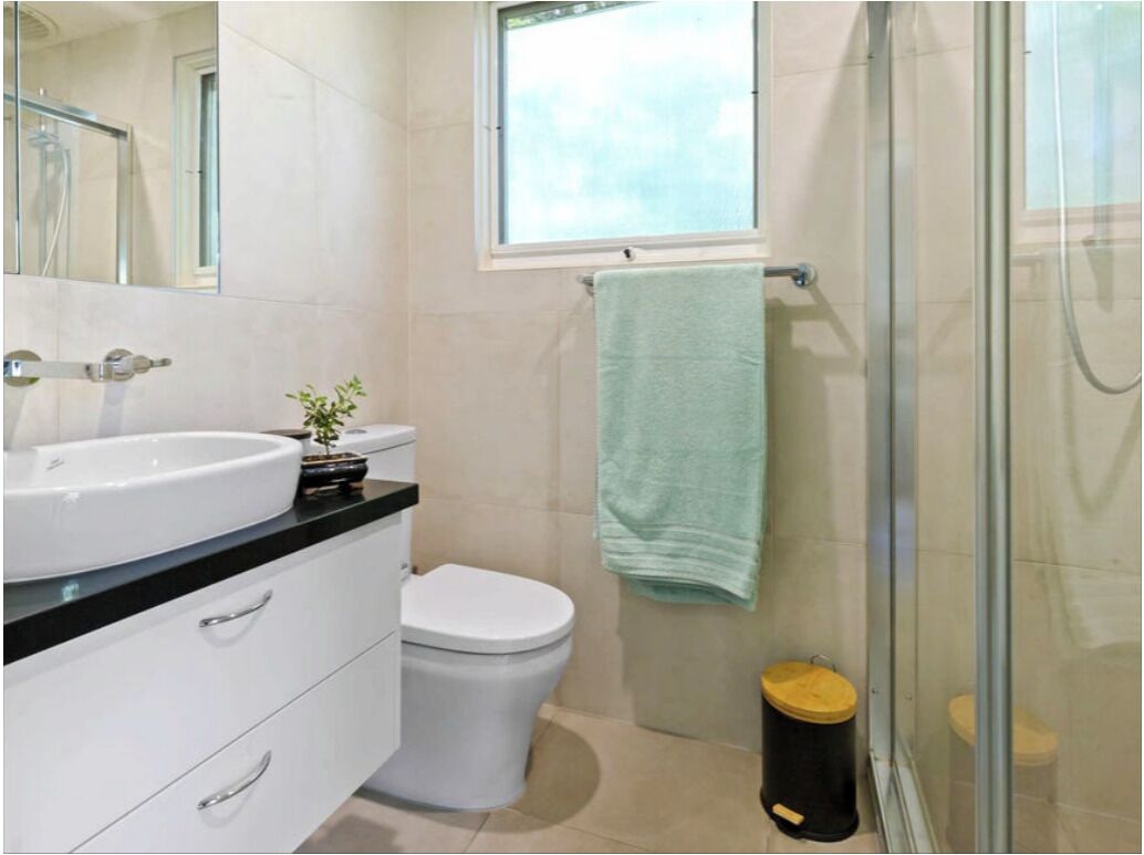 Towels, soap, shampoo, toilet paper