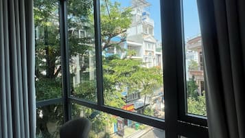 Phòng đôi Cao cấp, 1 giường cỡ queen, không hút thuốc, quang cảnh thành phố | Nội thất