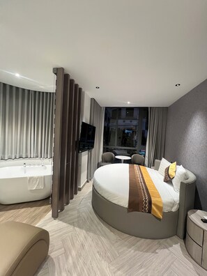 Luxury Double Room, 1 Queen Bed, Non Smoking, City View | Desk, laptop workspace, blackout drapes, soundproofing - Ánh Trăng Luxury Hotel  (Ho Chi Minh City)