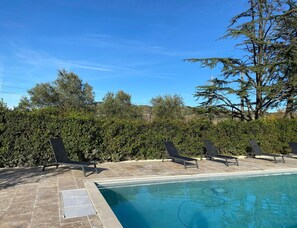 Casa | Piscina | Piscina interna, piscina externa