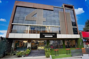 House | Exterior - Deluxehotel Four View (Phulpur)