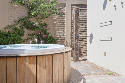 Private Hot Tub - 2BR in Nueva Escondida