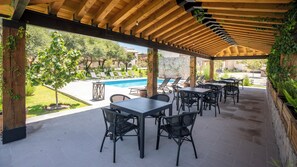 Outdoor dining - Private Hot Tub - 2BR in Nueva Escondida (San Miguel de Allende)