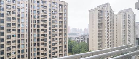 Suite superior, 1 cama Queen size, para no fumadores, vista a la ciudad | Vista desde la habitación