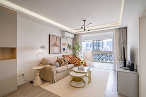 Suite – superior, 3 soverom, ikke-røyk, byutsikt | Oppholdsområde