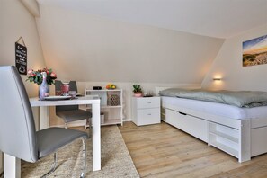 Iron/ironing board, free WiFi, bed sheets - Beach thistle - Westerland (Westerland)