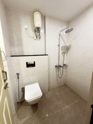 Phòng đôi Deluxe, quang cảnh thành phố | Phòng tắm