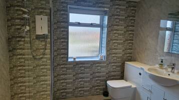 Classic Bungalow, Garden View | Bathroom