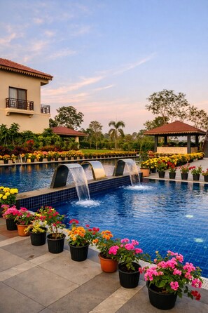 Pool - Manohari The Tea Retreat Dibrugarh (Dibrugarh)