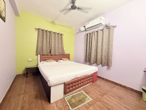 Double Room, Balcony, City View - HOTEL SINTLE PALACE (Bhubaneswar)