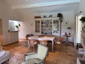 Interior - Holiday home with swimming pool 10 minutes walk from the Village of Gordes (Gordes)
