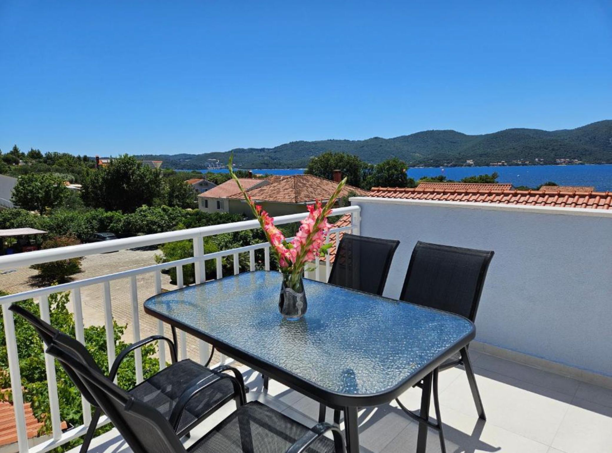 Huoneisto (Two bedroom Apartment with Terrace (5) | Terassi/patio