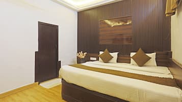 Economy Double Room | Desk, laptop workspace, free WiFi