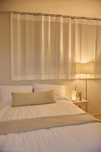 Sillim and Seowon Station 10 minutes on foot