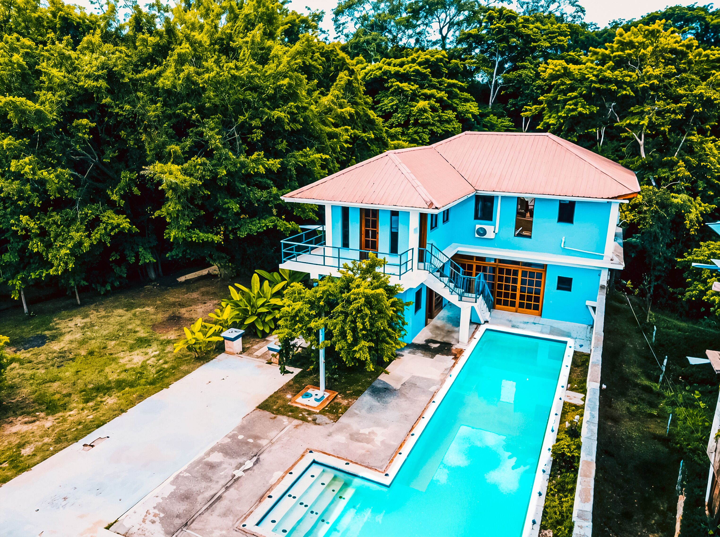 Comfort Cabin, River View | Front of property