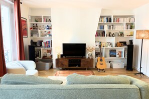TV