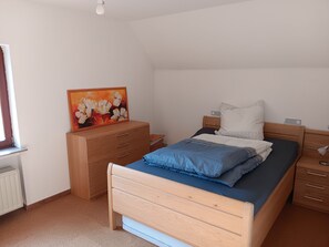 Room - Vrbo Property (Hilchenbach)