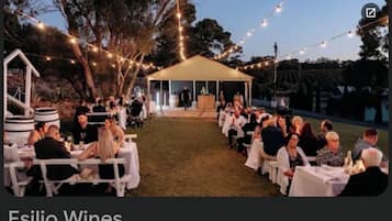 Utendørs bankettområde