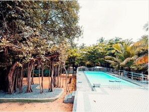 Pool - Hotel Moana Cottage Goa Near Beach  (North Goa)