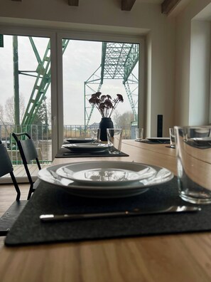 Dining - Apartment house „Osten – An der Schwebefähre“ – Apartment 2 (Osten)