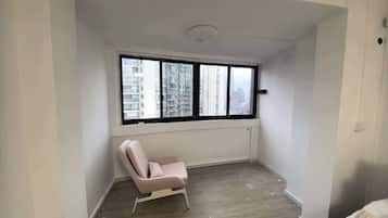 Senior Apartment, 4 Bedrooms | Interior