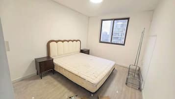 Senior Apartment, 4 Bedrooms