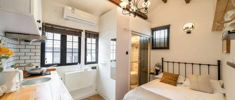 Basic Apartment