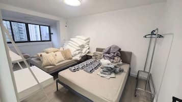 Senior Apartment, 4 Bedrooms